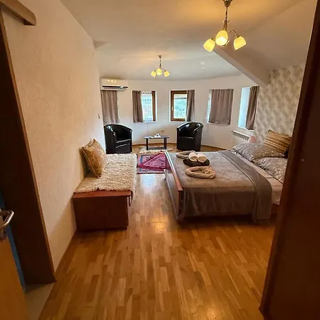 Emina Villa Gladno Polje